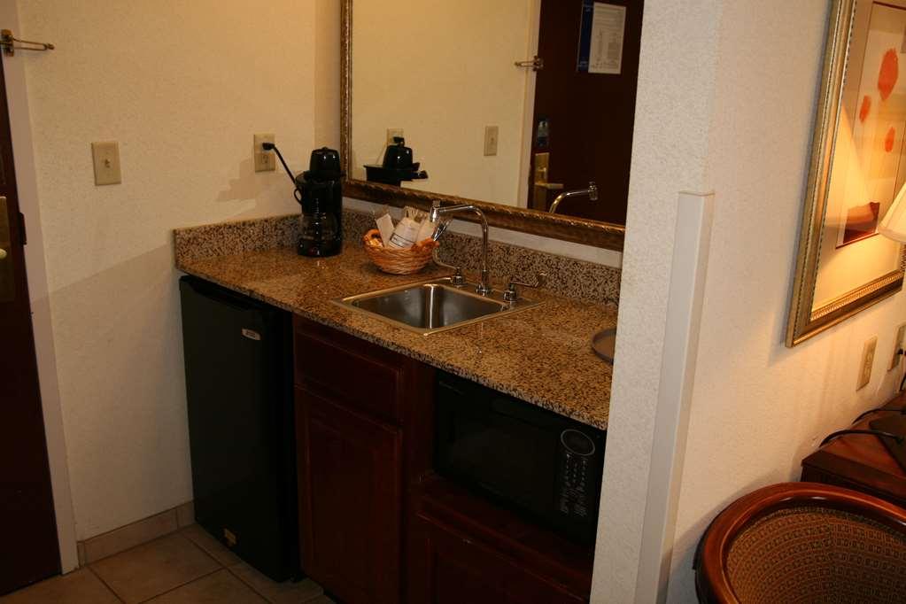 Hampton Inn & Suites San Marcos Pokoj fotografie